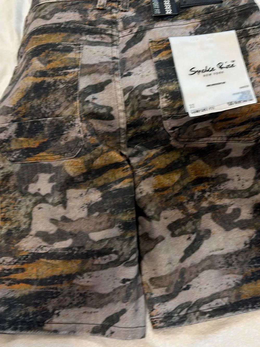 Smoke Rise Men's Cargo Shorts in Multicolor Camo